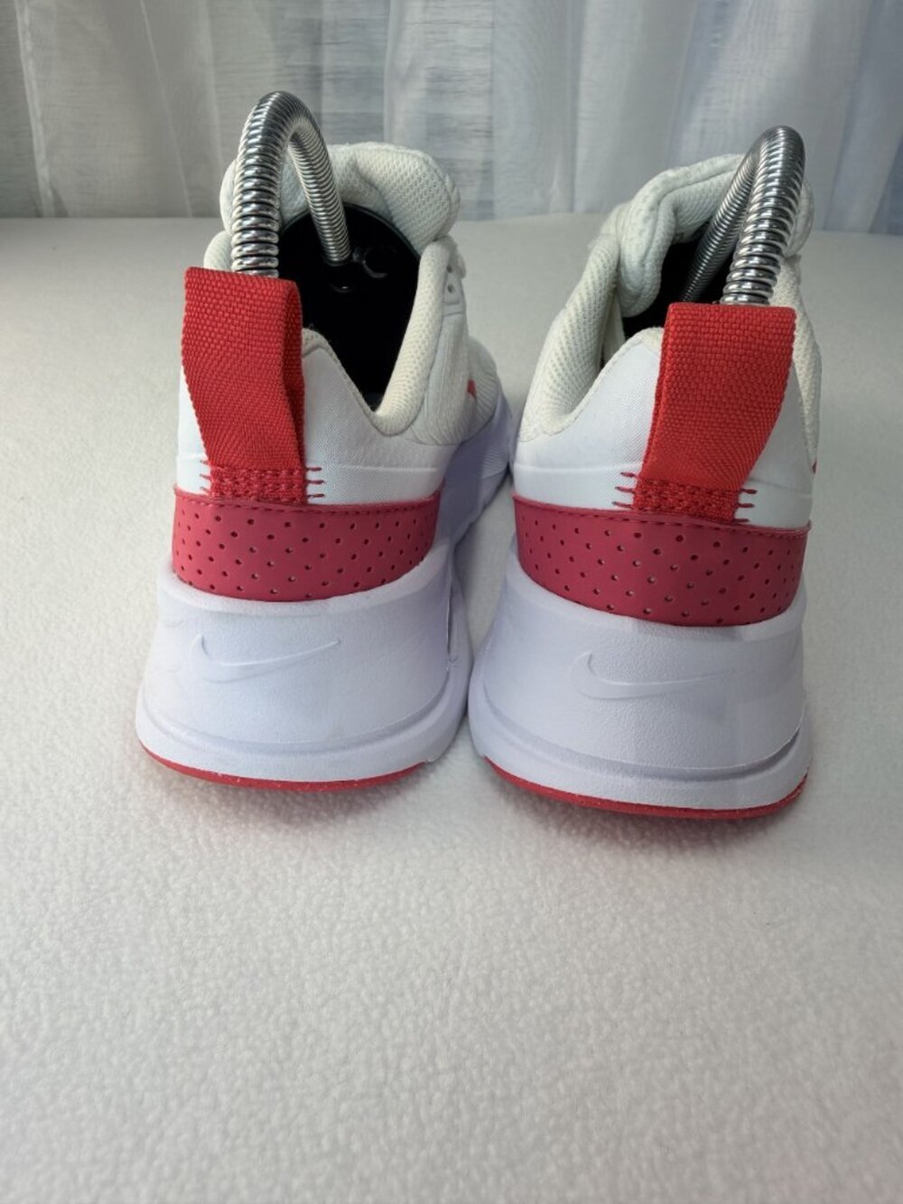 Nike Air Max INTRLK Lite Women US 6.5 White Pink Running Athletic Sneakers Shoes - Picture 5 of 16